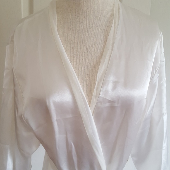 Oscar De La Renta Off white Robe Sz Large EUC - Picture 2 of 4